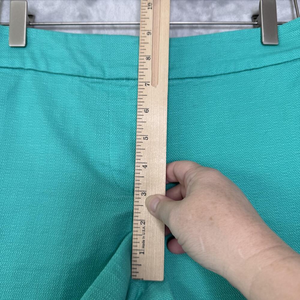 Talbots Shorts Womens 2P Green Scallop Hem 98% Cotton Stretch Casual Summer - Picture 9 of 10